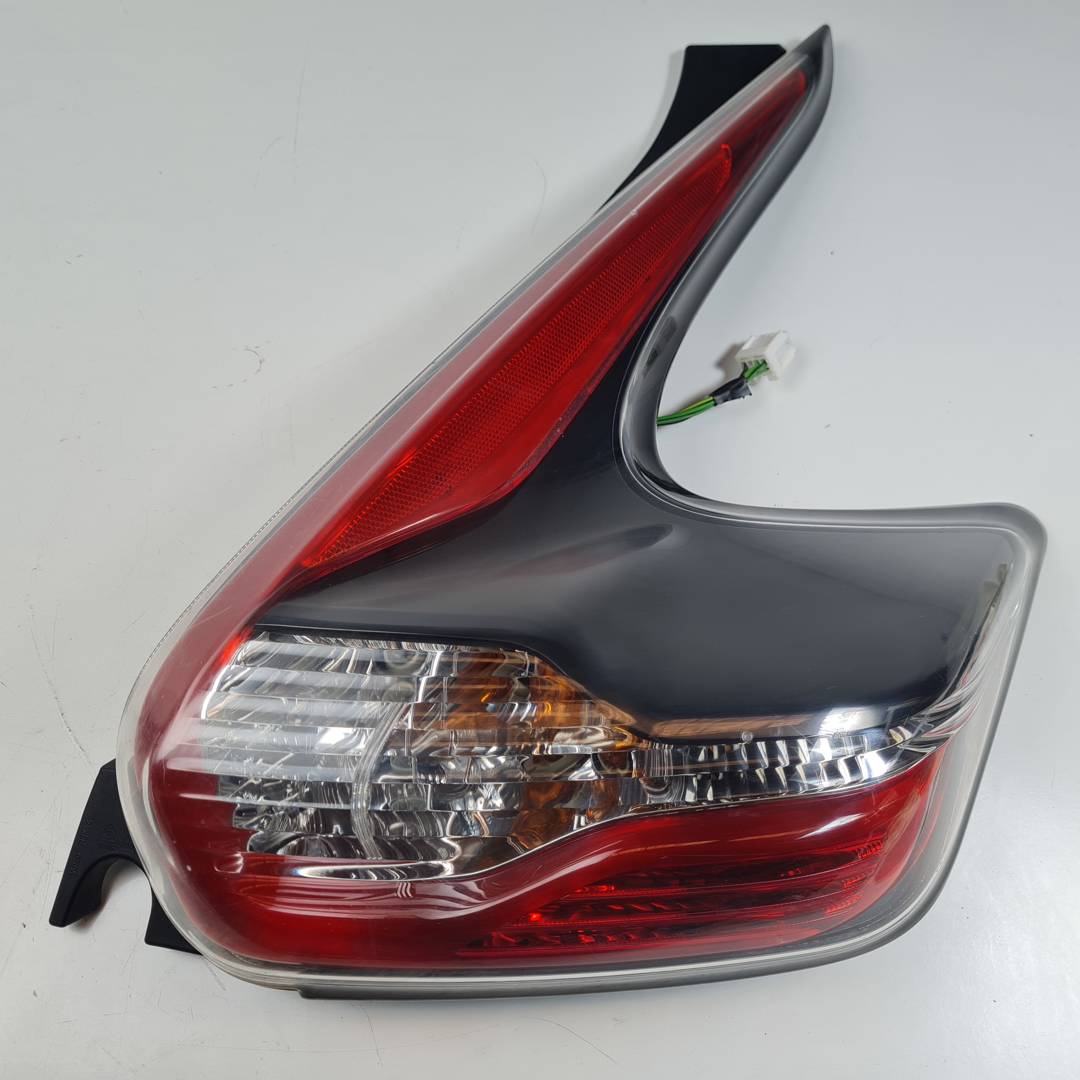 PILOTO TRASERO DERECHO - 26550BV80B - NISSAN - JUKE (F15)
