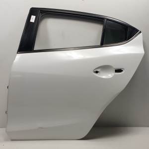 PUERTA TRASERA IZQUIERDA MAZDA 3 (BM/BN) Autodesguaces Alicante