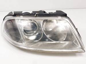 FARO DERECHO 10R031542 VOLKSWAGEN PASSAT VARIANT (3B6) Autodesguaces Alicante