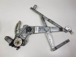 ELEVALUNAS DELANTERO DERECHO SUBARU IMPREZA G11 (GD/GG) Autodesguaces Alicante