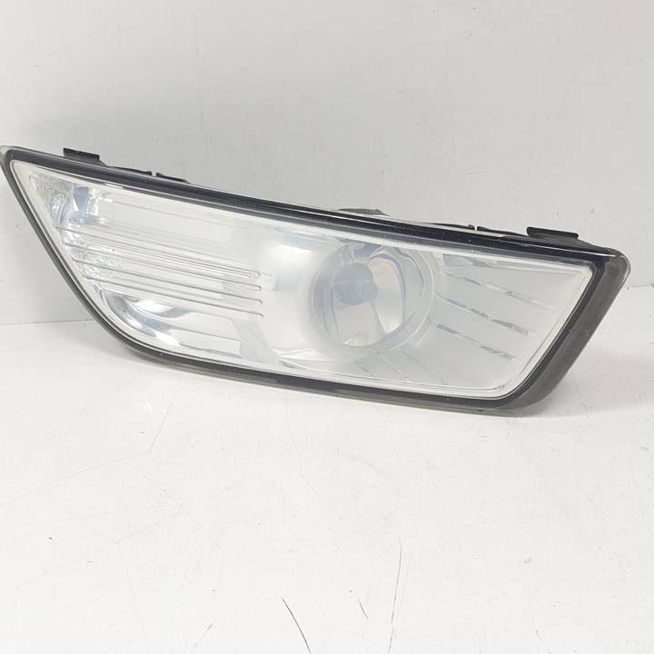 FARO ANTINIEBLA DERECHO 7S7115K201AD FORD MONDEO SPORTBREAK (CA2) Autodesguaces Alicante