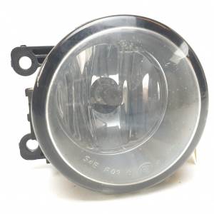 FARO ANTINIEBLA DERECHO 8200074008 RENAULT MEGANE III SPORT TOURER Autodesguaces Alicante