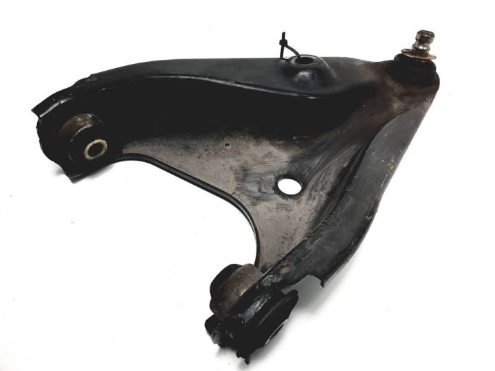 #1058614 BRAZO SUSPENSION INFERIOR DELANTERO IZQUIERDO