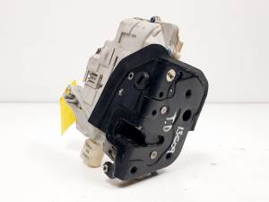 CERRADURA PUERTA TRASERA DERECHA 4F0839016 AUDI A6 BERLINA (4F2) Autodesguaces Alicante