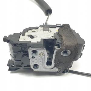 CERRADURA PUERTA TRASERA DERECHA 325000003R RENAULT LAGUNA III Autodesguaces Alicante