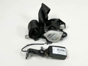 CINTURON SEGURIDAD TRASERO IZQUIERDO 8X0857805 AUDI A1 (8X) Autodesguaces Alicante