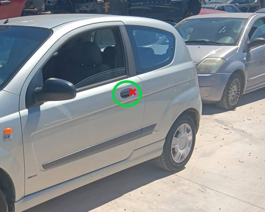 MANETA EXTERIOR DELANTERA IZQUIERDA