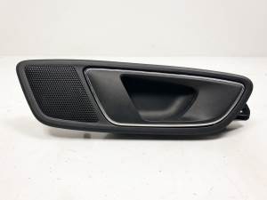 MANETA INTERIOR TRASERA DERECHA 5F4839114B SEAT LEON (5F1) Autodesguaces Alicante