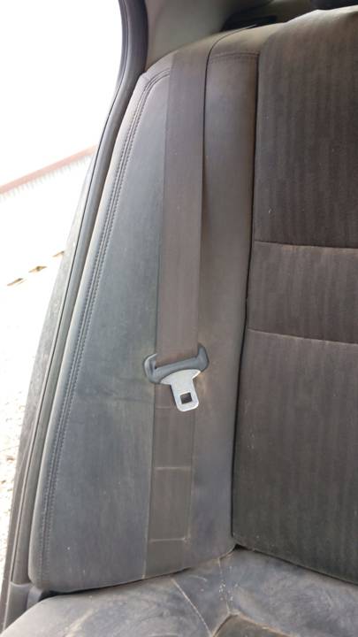 CINTURON SEGURIDAD TRASERO DERECHO