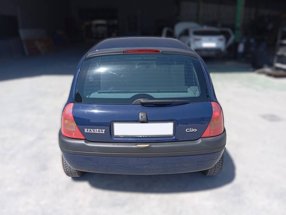 PORTON TRASERO