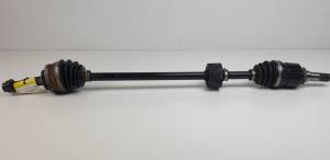 TRANSMISION DELANTERA DERECHA TOYOTA YARIS (NCP1/NLP1/SCP1) Autodesguaces Alicante