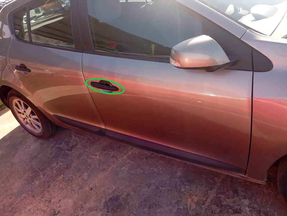 MANETA EXTERIOR DELANTERA DERECHA