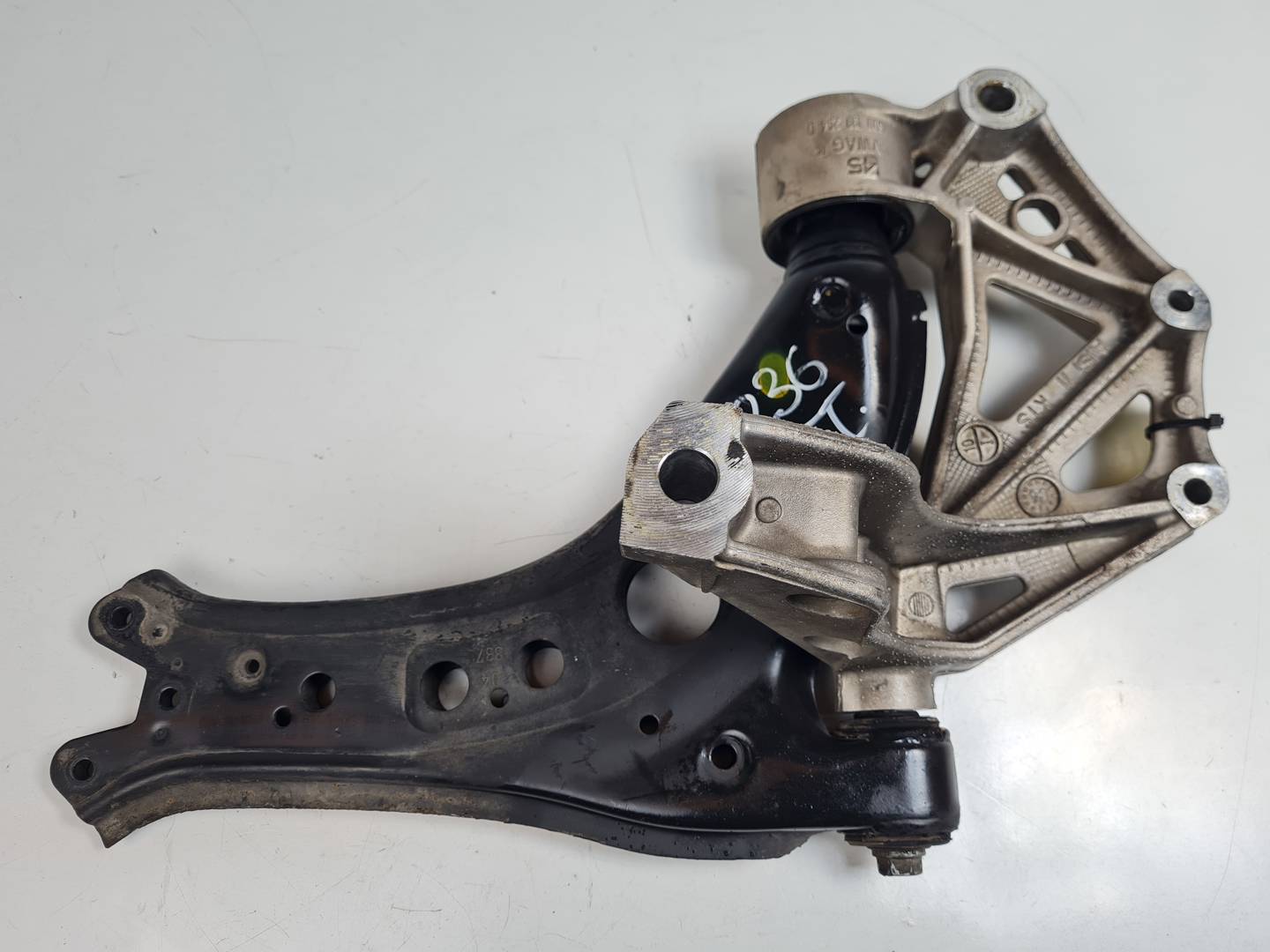 BRAZO SUSPENSION INFERIOR DELANTERO DERECHO - SEAT - IBIZA (6L1)