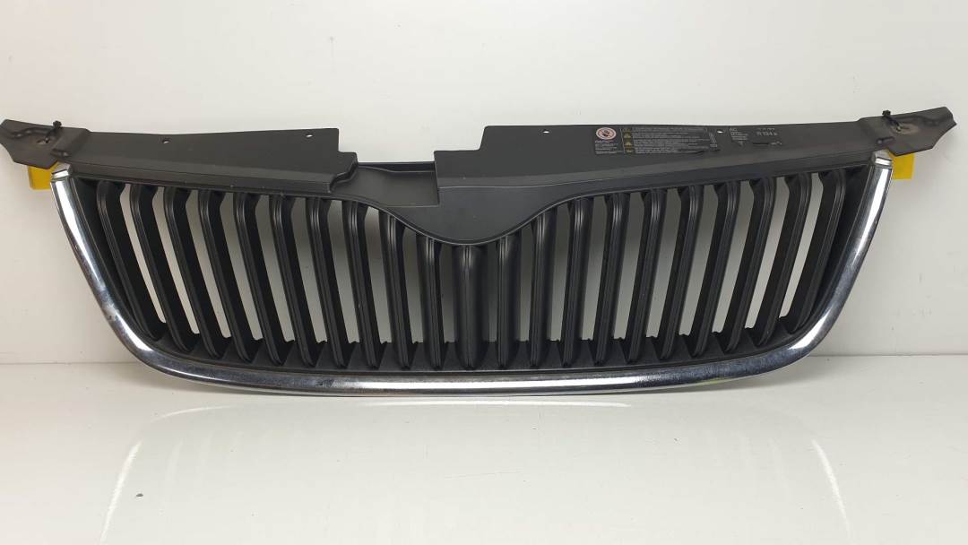 REJILLA DELANTERA - 5L0853668 - SKODA - YETI
