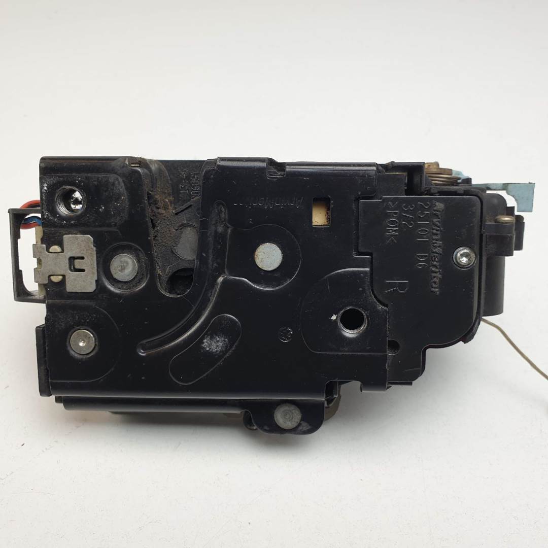 CERRADURA PUERTA DELANTERA DERECHA - 3D1837016 - VOLKSWAGEN - CADDY KA/KB (2K)