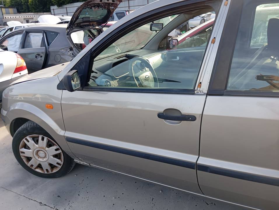 CERRADURA PUERTA DELANTERA IZQUIERDA