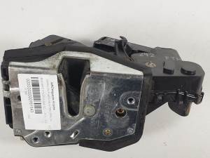 CERRADURA PUERTA DELANTERA DERECHA BMW SERIE 3 TOURING (E46) Autodesguaces Alicante