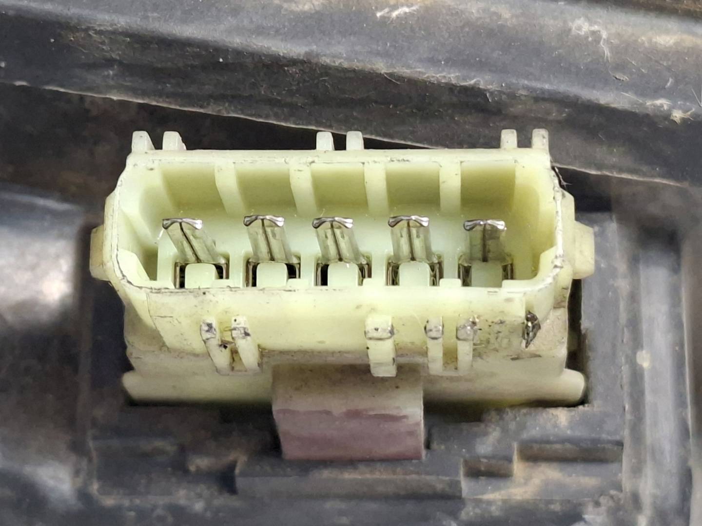 Foto 4 de Faro Izquierdo Citroen Xantia Berlina (1993–1997)