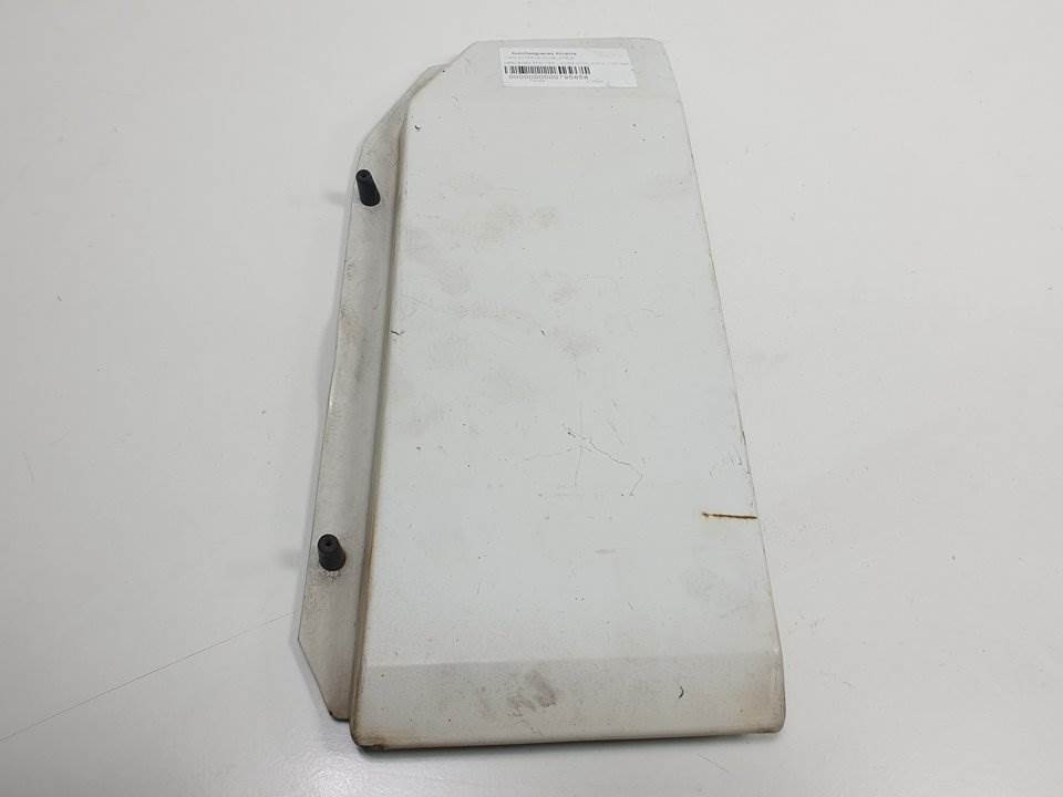 TAPA EXTERIOR COMBUSTIBLE - MERCEDES - SPRINTER II JAMES COOK (906)