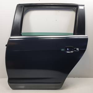PUERTA TRASERA IZQUIERDA PEUGEOT 5008 (T87) Autodesguaces Alicante