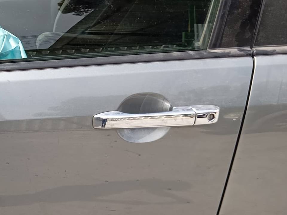 MANETA EXTERIOR DELANTERA IZQUIERDA