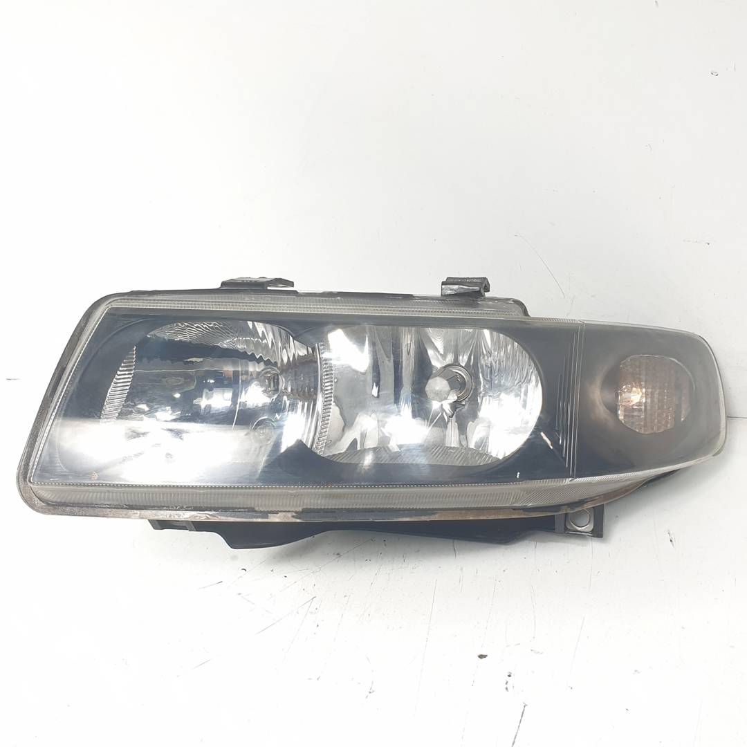 Scheinwerfer links - 1M1941001D - SEAT - TOLEDO (1M2)