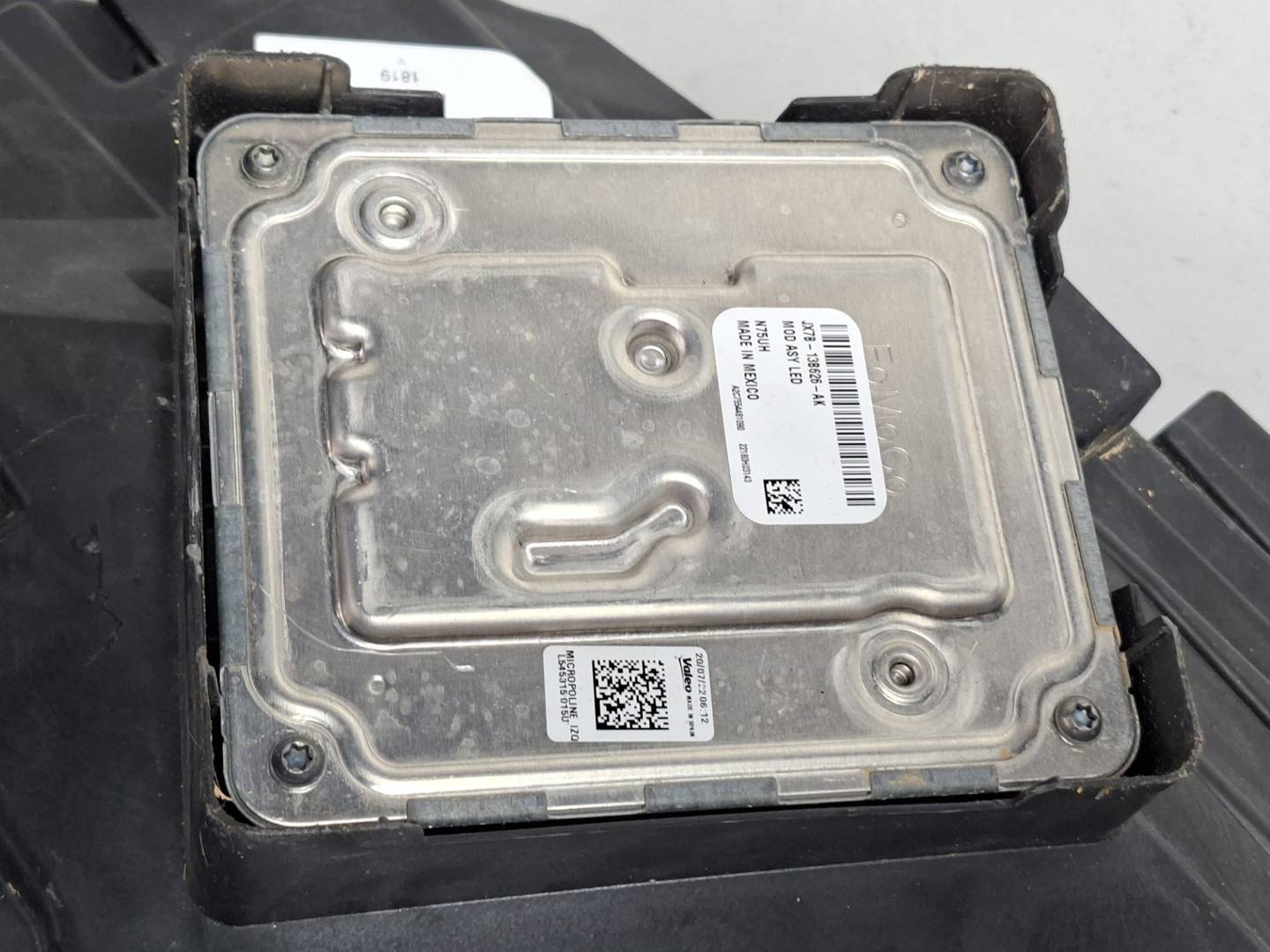 Foto 4 de Faro Derecho Ford Kuga (cbs) (2012–2020)