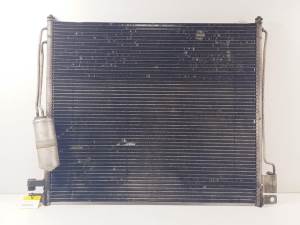 CONDENSADOR / RADIADOR AIRE ACONDICIONADO 92100EB00A NISSAN PATHFINDER (R51) Autodesguaces Alicante