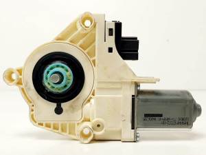 MOTOR ELEVALUNAS TRASERO DERECHO 4L0959802B AUDI Q7 (4L) Autodesguaces Alicante