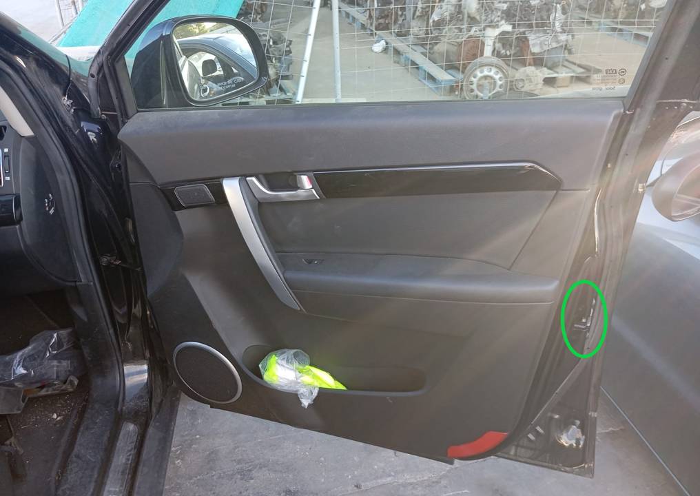 CERRADURA PUERTA DELANTERA DERECHA