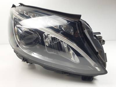FARO DERECHO A2058201461 MERCEDES CLASE C (W205) LIM. Autodesguaces Alicante