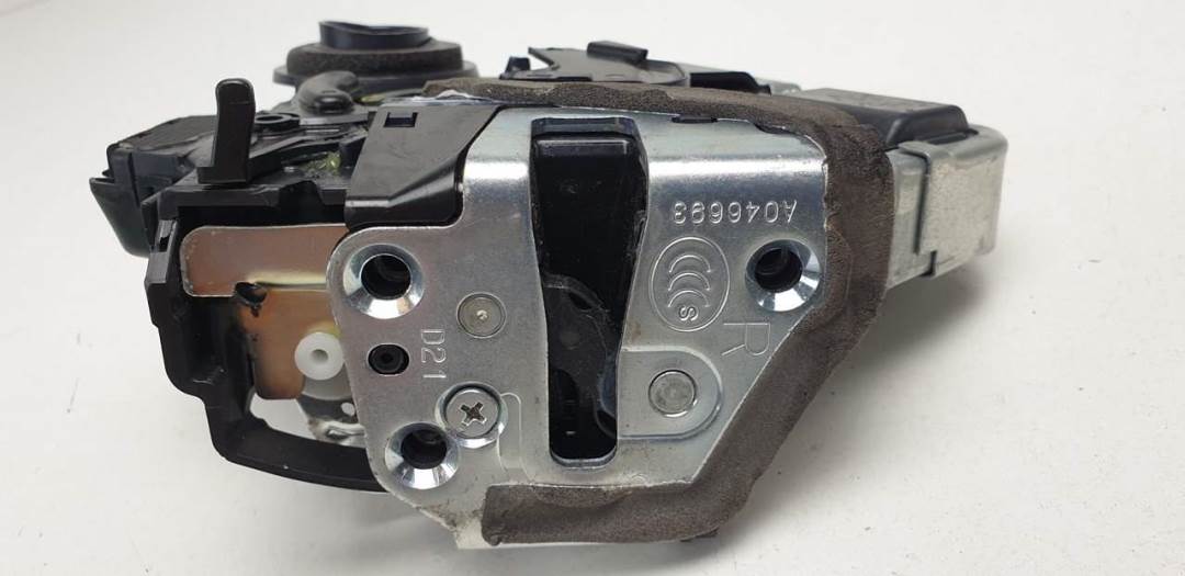 CERRADURA PUERTA TRASERA DERECHA - TOYOTA - RAV 4 (A4)