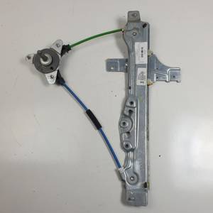 ELEVALUNAS TRASERO IZQUIERDO 9673153980 PEUGEOT 208 Autodesguaces Alicante