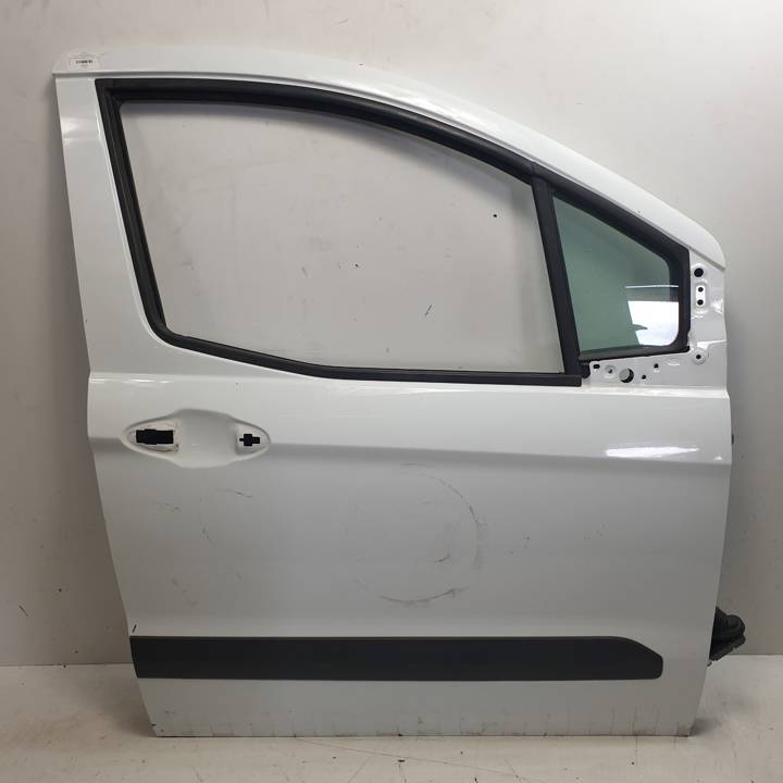 PUERTA DELANTERA DERECHA FORD TRANSIT COURIER (TAC) Autodesguaces Alicante