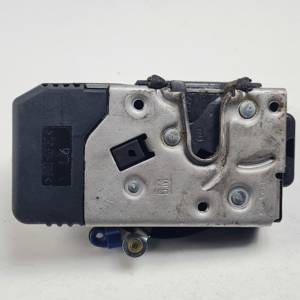 CERRADURA PUERTA DELANTERA IZQUIERDA 91166230 OPEL VIVARO Autodesguaces Alicante