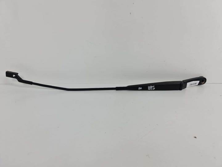 BRAZO LIMPIA DELANTERO DERECHO 5F11955410 SEAT LEON (5F1) Autodesguaces Alicante