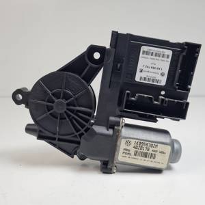 MOTOR ELEVALUNAS DELANTERO DERECHO 1K0959792J VOLKSWAGEN GOLF V BERLINA (1K1) Autodesguaces Alicante