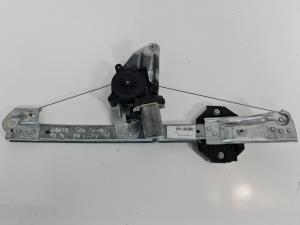ELEVALUNAS DELANTERO DERECHO M13616C00 DACIA SANDERO Autodesguaces Alicante