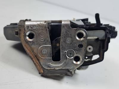 CERRADURA PUERTA TRASERA IZQUIERDA A046693 SUZUKI GRAND VITARA JB (JT) Autodesguaces Alicante