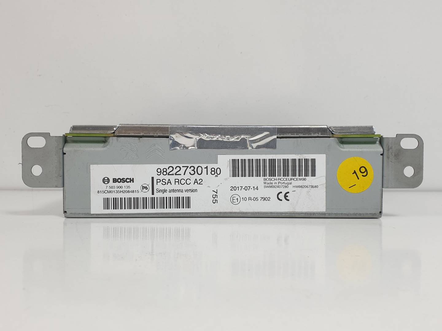 Autoradio / CD-Player - 9822730180 - PEUGEOT - 208