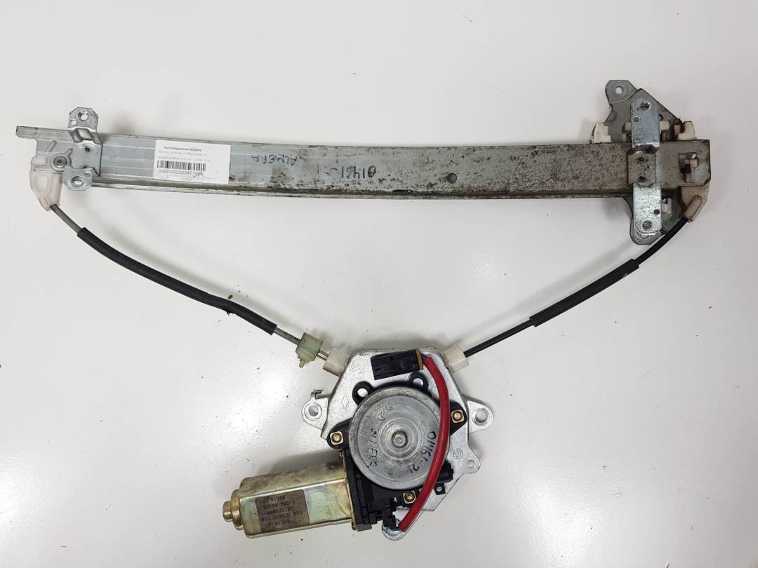 ELEVALUNAS DELANTERO DERECHO - 807300M016 - NISSAN - ALMERA (N15)