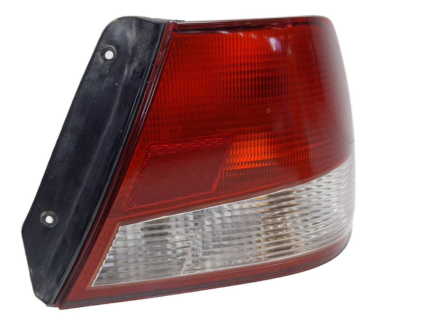 Piloto Trasero Izquierdo Hyundai Accent (lc) (1999–2006)