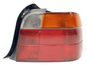 PILOTO TRASERO DERECHO 29270204 BMW SERIE 3 COMPACTO (E36) Autodesguaces Alicante