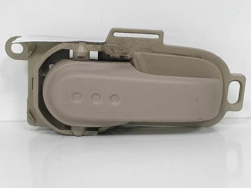 MANETA INTERIOR DELANTERA DERECHA - 5010700154 - NISSAN - MICRA (K12E)