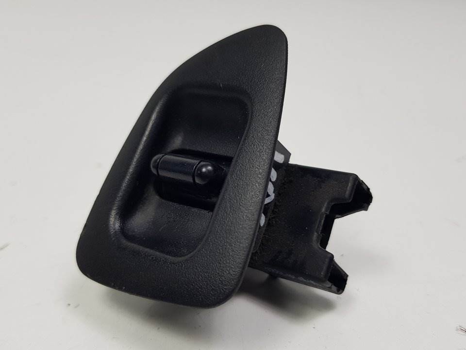 MANDO ELEVALUNAS TRASERO DERECHO - MG ROVER - SERIE 600 (RH)