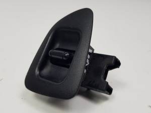 MANDO ELEVALUNAS TRASERO DERECHO MG ROVER SERIE 600 (RH) Autodesguaces Alicante