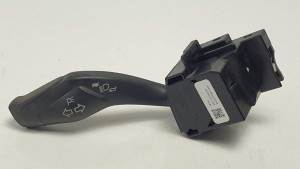 MANDO INTERMITENTES AV6T13335AE FORD FOCUS LIM. Autodesguaces Alicante