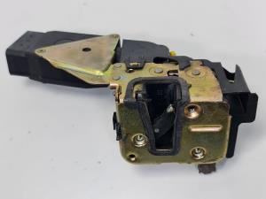 CERRADURA PUERTA DELANTERA DERECHA VOLVO S40 BERLINA Autodesguaces Alicante