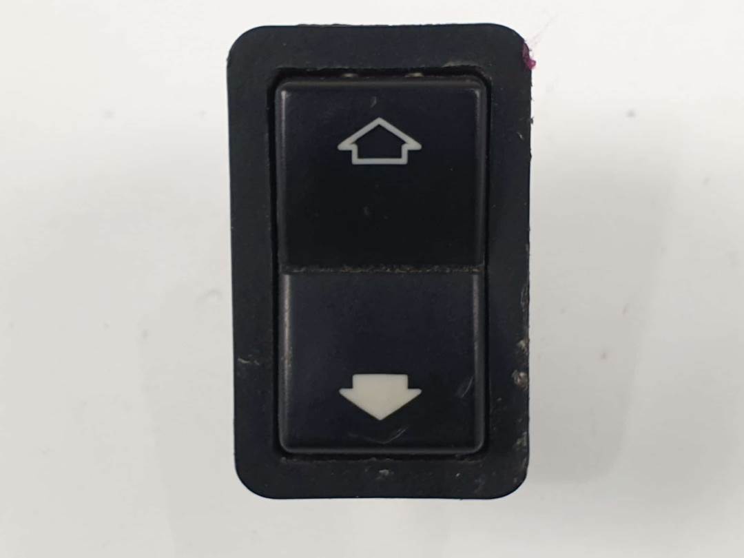 Fensterheberschalter hinten links - 8368974 - BMW - SERIE 7 (E38)