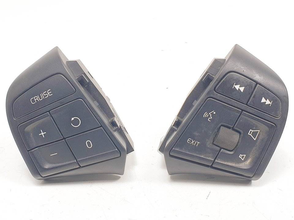 Commandes au volant - 31134456 - VOLVO - XC60